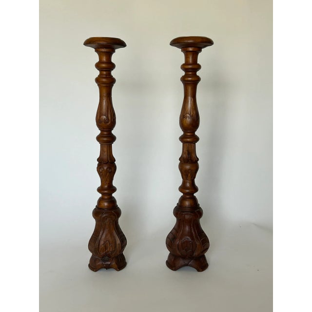 Chestnut 1960s Vintage Pair of Anglo Indian Carved Mahogany Candle Stands For Sale - Image 8 of 11