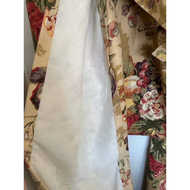 Farmhouse Vintage Thomasville Floral Vallance & 2 Panel Drape Set For Sale - Image 3 of 9