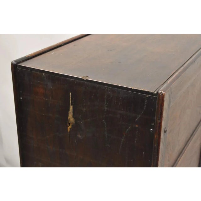 Brown Early 1900s Antique Shaw Walker Quarter Sawn Oak 4 Drawer Arts & Crafts Office File Cabinet For Sale - Image 8 of 12