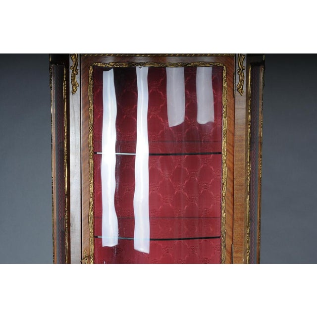 French Louis XV Ornamental Display Case For Sale - Image 4 of 18