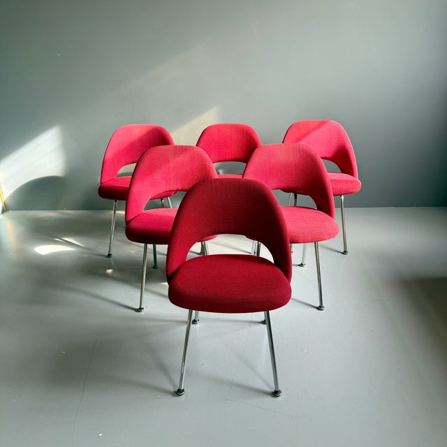 Eero Saarinen Model 71 Executive Chairs by Eero Saarinen for Knoll Inc., 1960s, Set of 6 For Sale - Image 4 of 9