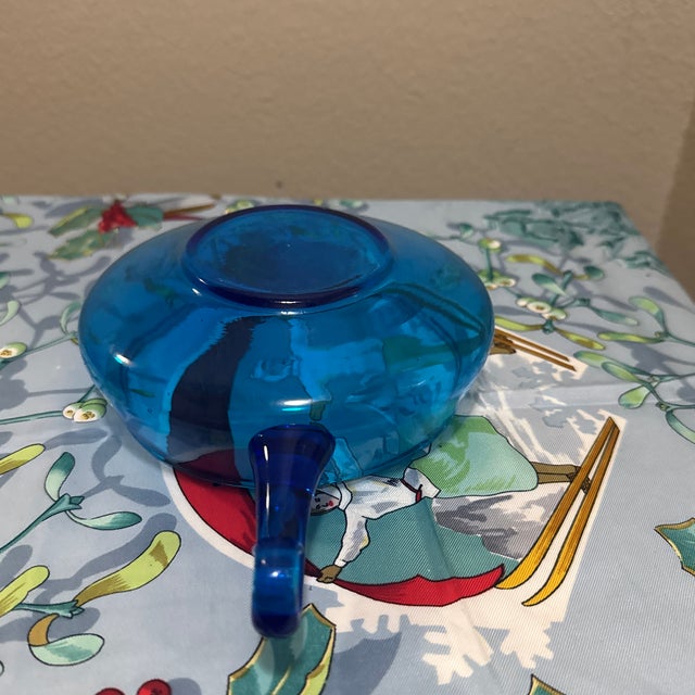 Vintage Mid-Century Modern Empoli Italian Hand-Blown Blue Art Glass Bowl With Curled Applied Handle For Sale In Minneapolis - Image 6 of 7