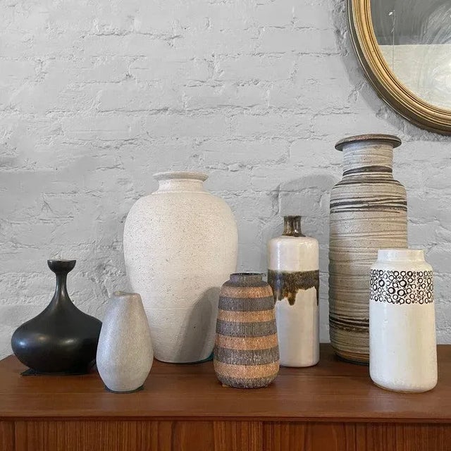 1960s Italian Earthenware Ceramic Vase by Flavia Montelupo For Sale - Image 9 of 12