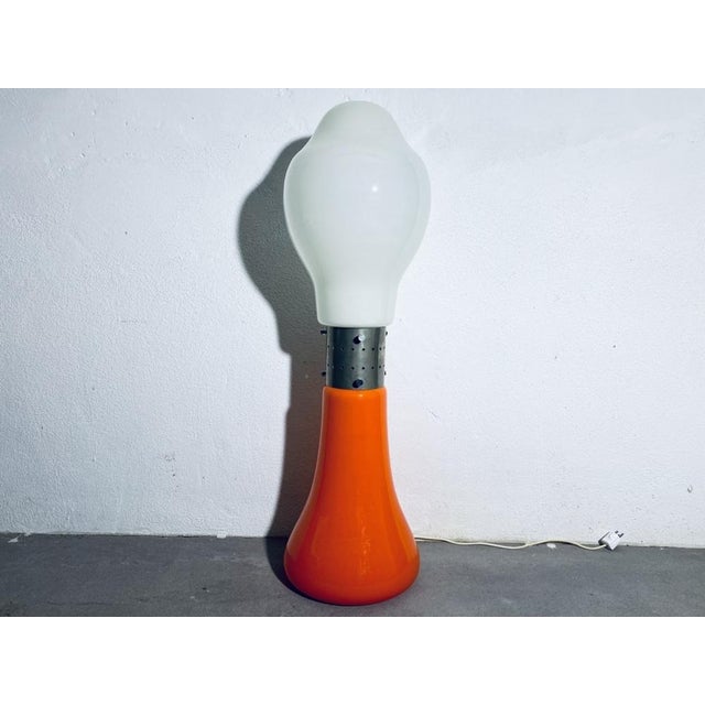 Modern Space Age Lipstick Floor Lamp from Mazzega, Italy For Sale - Image 3 of 18