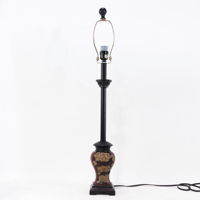 Pair of Vintage Black and Gold Chinoiserie Resin Accent Lamps For Sale - Image 4 of 14