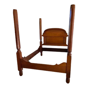 19th Century Antique Federal Style Mahogany Four Poster Queen Bed Frame.