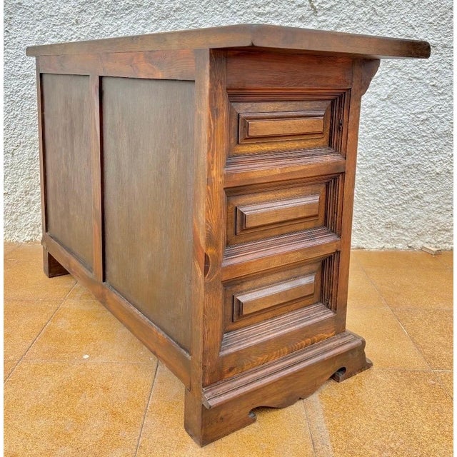 Spanish Renaissance Revival Carved Credenza, 20th Century For Sale - Image 9 of 9