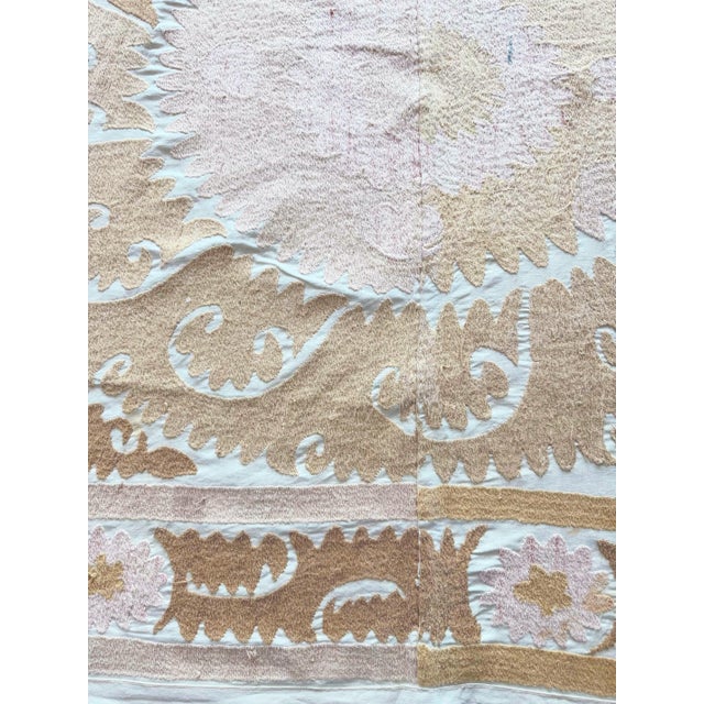 Mid-Century Modern 1970s Neutral Tan Suzani From Bukhara - 4'9'' X 4'11'' For Sale - Image 3 of 9