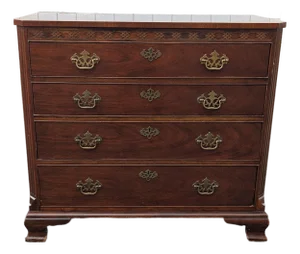 Vintage Baker Furniture Georgian Style Mahogany Chest of Drawers