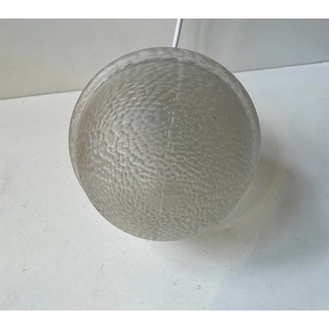 Scandinavian Art Deco Pendant Lamp in Brass and Lizard Glass, 1930s For Sale - Image 8 of 12