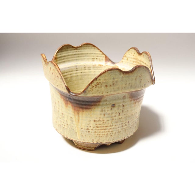 Mid-Century Modern Vintage Ochre Studio Pottery Square Planter by Deanna Nichols For Sale - Image 3 of 18