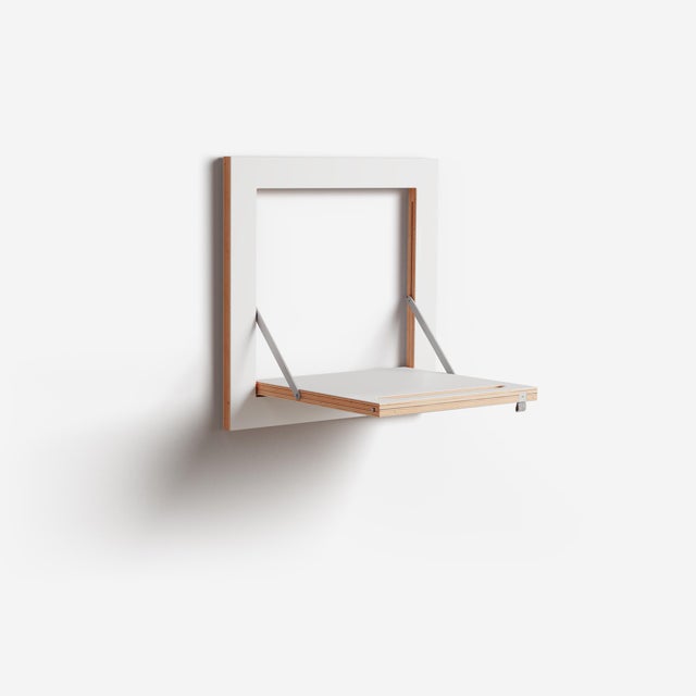 The fläpps hanging rail 80x40-1 is already a classic. Now it's also available in 40 cm widths. Although at first glance it...