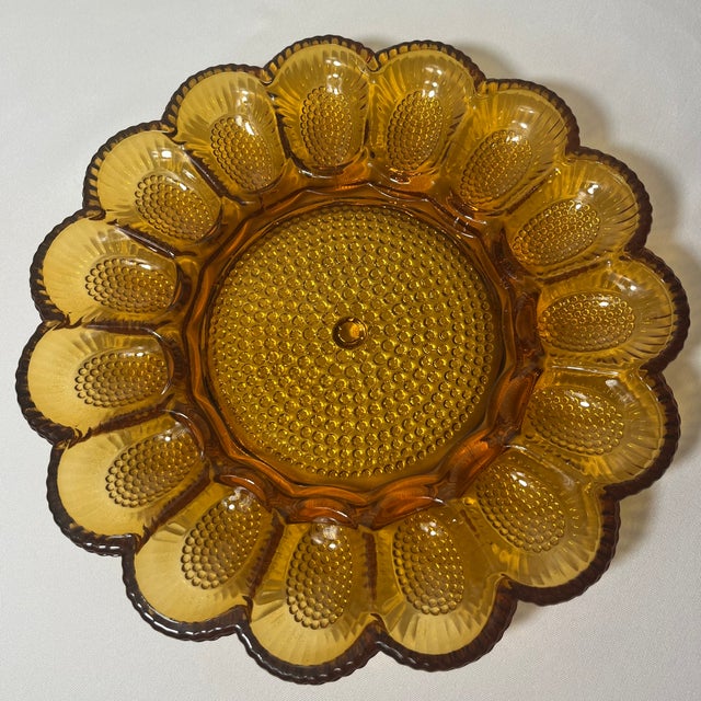 This item is a vintage Indiana Glass Hobnail style deviled egg dish in EXCELLENT preowned vintage condition! The dish...