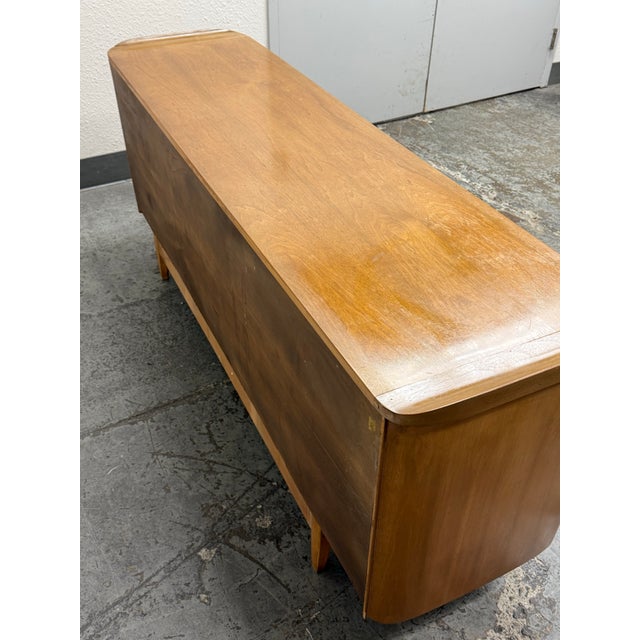 American of Martinsville Mid Century Walnut Sideboard Buffet Credenza For Sale In San Francisco - Image 6 of 12