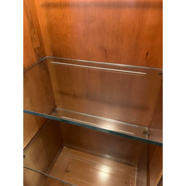 Henredon 18th Century Portfolio Georgian Lighted China Cabinet For Sale In Palm Springs - Image 6 of 10