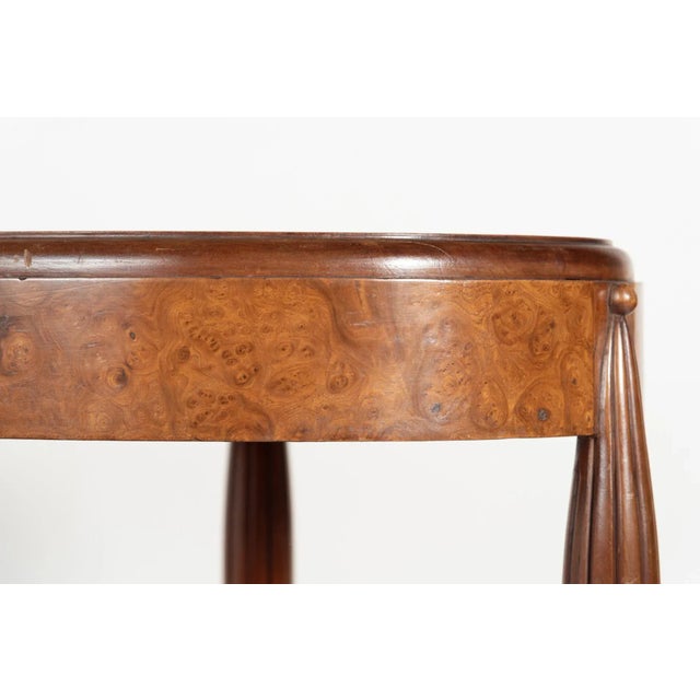 Oval Elm & Mahogany Burl Side Table, 1930s For Sale - Image 4 of 8