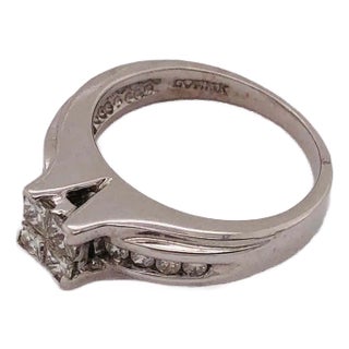 14 Karat White Gold Engagement Bridal Ring With Center Cluster Diamonds 1.00 TDW, Size 5 For Sale