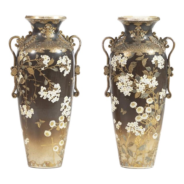 Large 17th Century Japanese Porcelain Vases, Set of 2 For Sale