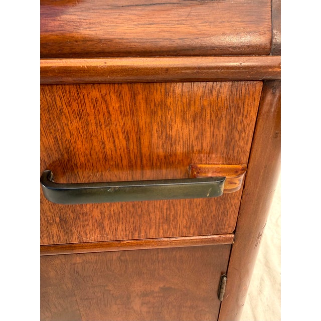 Art Deco 1930s Art Deco Nightstand With Bakelite Hardware Details For Sale - Image 3 of 15