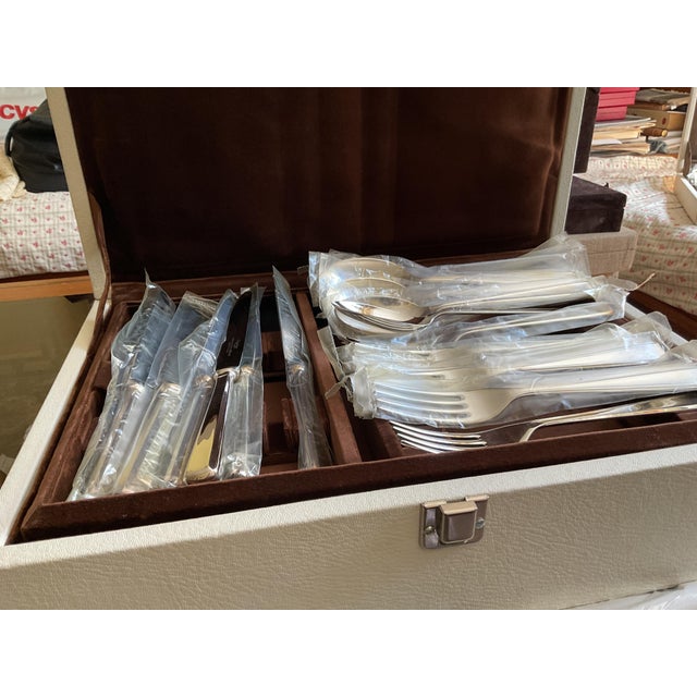 Metal New 1980s Silver Flatware,72 Pieces Set , Leighton. For Sale - Image 7 of 17