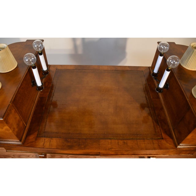 1900s Antique English Hepplewhite Burl Walnut & Leather Top Carlton Writing Desk For Sale - Image 6 of 18
