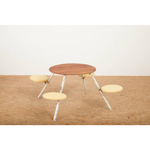 Table Set with White Metal Frame and Plywood Tabletop, in Good conditions. Designed 1950 to 1959