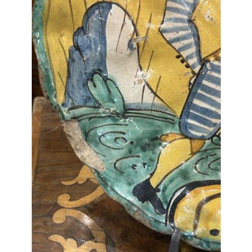 Antique Crespina Dish from Montelupo, 1600s For Sale - Image 6 of 7
