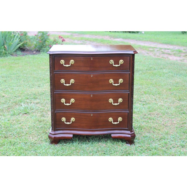 Traditional Councill Furniture Mahogany Nightstands—A Pair For Sale - Image 3 of 18