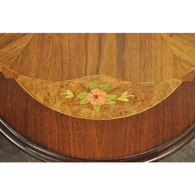 Antique French Louis XV Style Satinwood Floral Inlay Walnut Side Tables - A Pair For Sale - Image 4 of 10