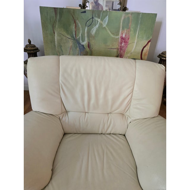 Vintage Mid Century Modern Style Italian Leather Club Chair For Sale - Image 4 of 8
