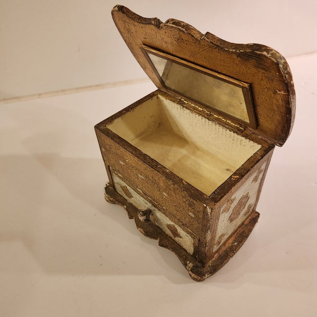 Gold 1950s Venetian Giltwood Jewelry Box Italy For Sale - Image 8 of 12