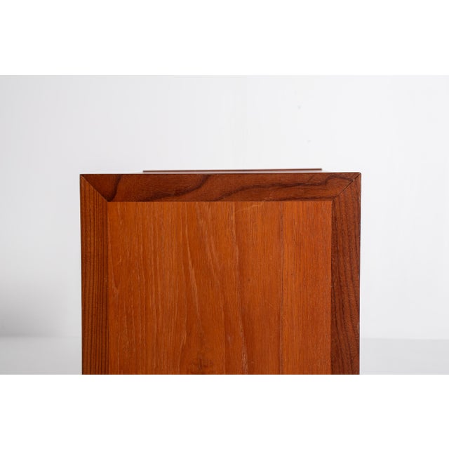 Mid-Century Modern Danish Teak Chest of Drawers by Arne Wahl Iversen, 1960s For Sale - Image 6 of 9
