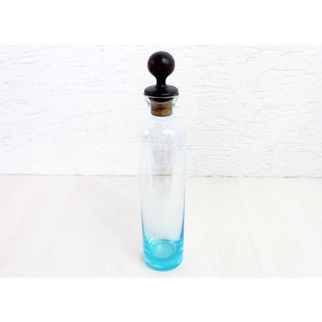 Pretty vintage bottle from the 70s Simply in decoration or to be used as a carafe for water or wine, this bottle will have...