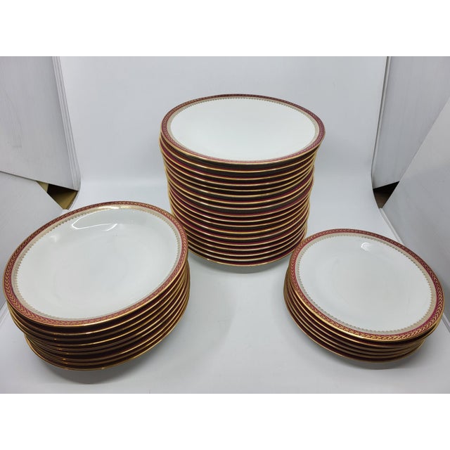 Sologne Porcelain Dinner Service with Fine Gold Decoration, France, Set of 38 For Sale - Image 9 of 13