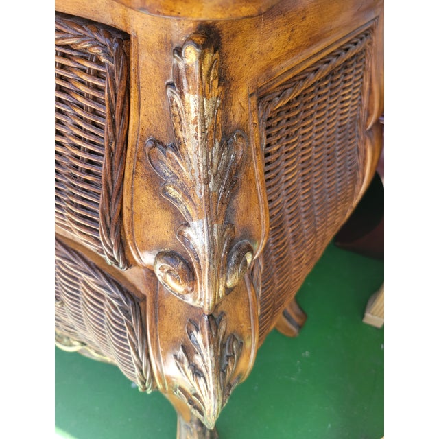 ​Vintage French Provincial, British Colonial Wicker & Gilt 3 Drawer Bombe Commode Chest With Marble Top For Sale - Image 14 of 14