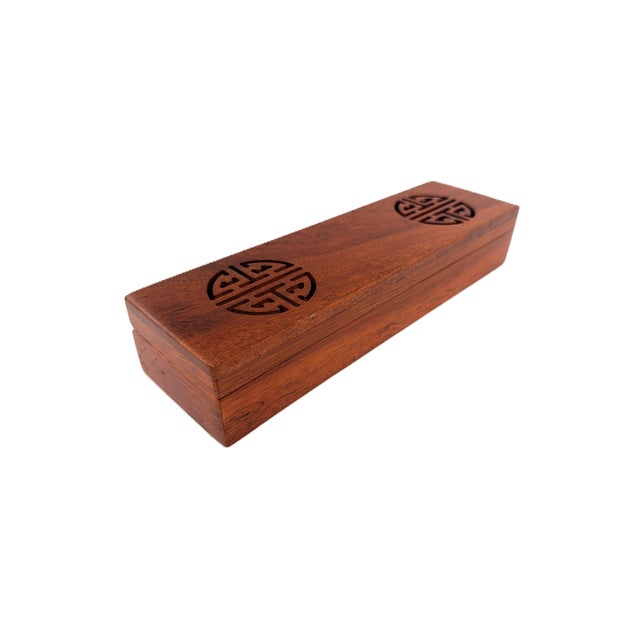 Wood Asian Modern Vietnamese Wooden Chopsticks for 8 With Green Mother of Pearl Marbled Tips Decorative Storage Box and Coordinating Rests - 25 pcs For Sale - Image 7 of 8