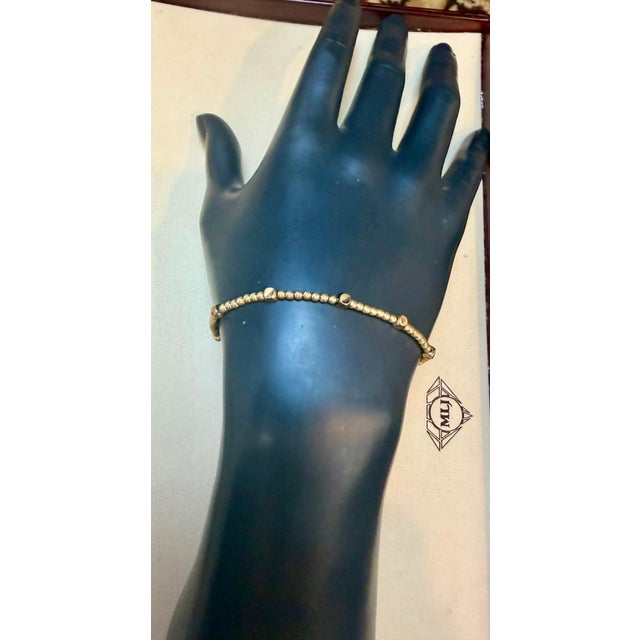 Delicate Ball Bracelet in 18 Karat Yellow Gold 5.0 Gm, 7 Inch Long For Sale In New York - Image 6 of 8