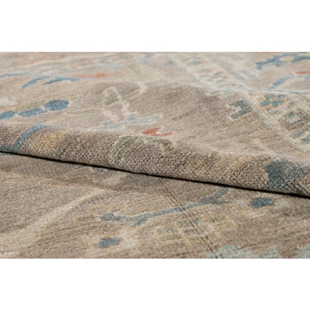 2010s Modern Gray Sultanabad Handmade Floral Wool Rug For Sale - Image 5 of 9