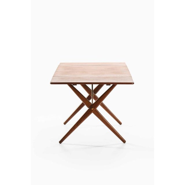 1950s Dining Table Model AT-309 in Brass, Oak and Teak by Hans Wegner, 1950s For Sale - Image 5 of 7