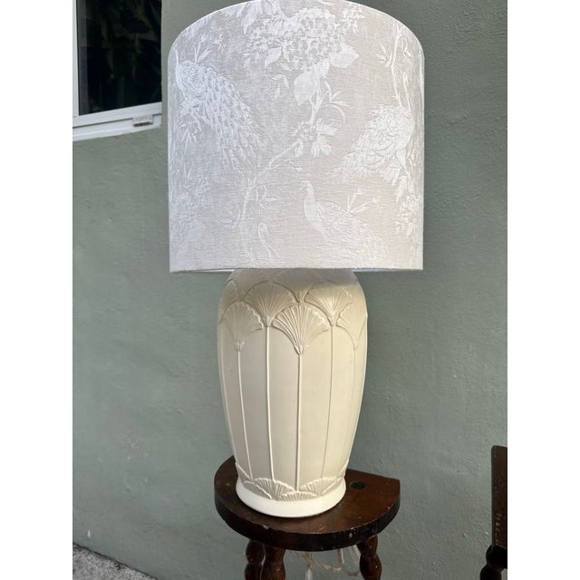 Vintage 1940s White Art Deco Ceramic Table Lamp — Custom Peacock Silk Shade, Hollywood Regency For Sale - Image 10 of 10