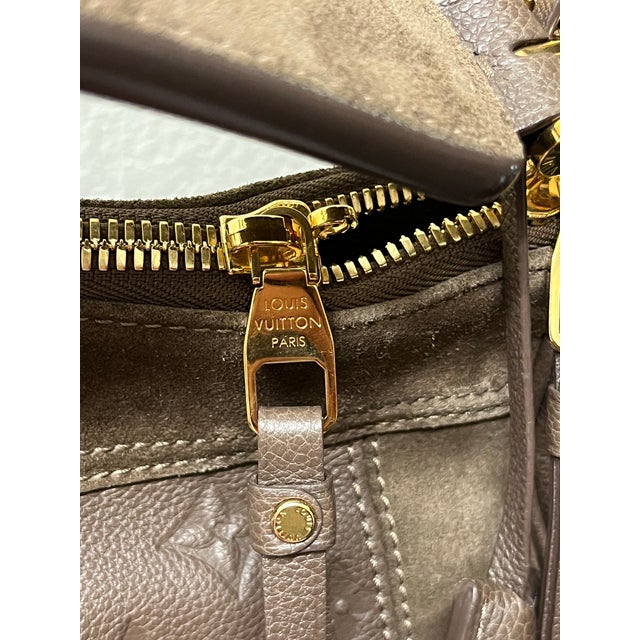 Early 21st Century Louis Vuitton Leather & Suede Shoulder Bag For Sale - Image 5 of 10