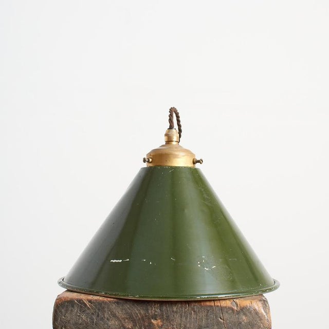 mod issue field light. The light is made spun aluminium finished in the original british army green paint, part of the...