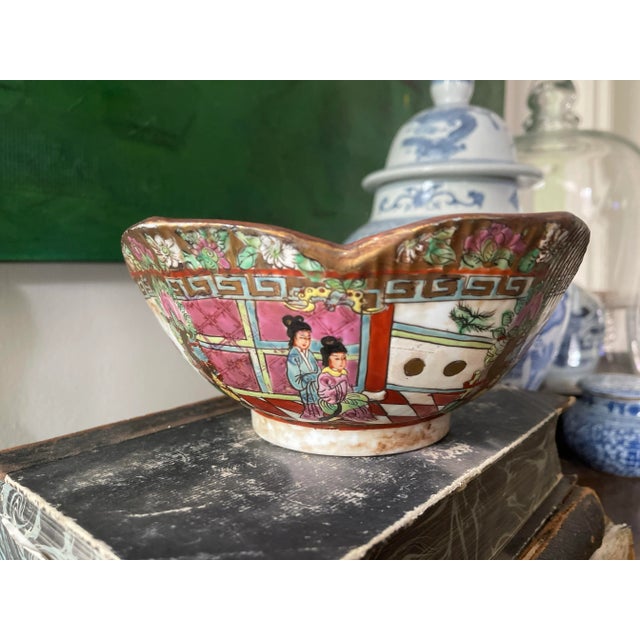 Rose 1940s Famille Rose Chinese Bowl For Sale - Image 8 of 10
