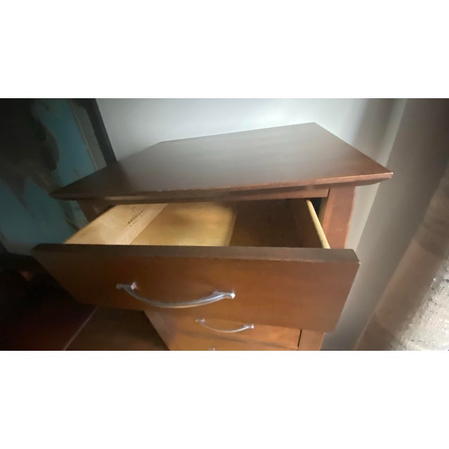 1990s Baronet Solid Maple 7-Drawer Tall Boy / Lingerie Chest For Sale In New York - Image 6 of 10