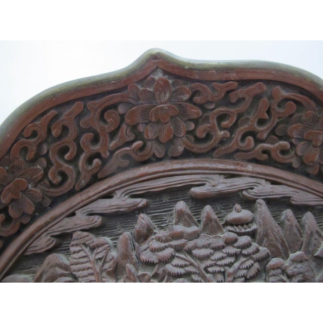 Chinese Cinnabar Lacquer Style Resin Village Scene 10" Plate Pair With Stands For Sale In Portland, OR - Image 6 of 18
