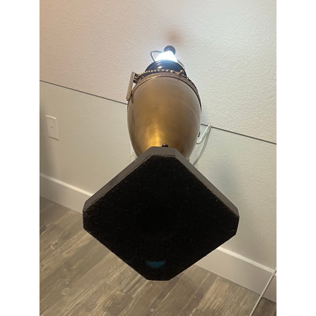 Metal Vintage Speer Collectibles 1919 Neoclassical Trophy Urn Table Lamp, Brass/Bronze. For Sale - Image 7 of 11