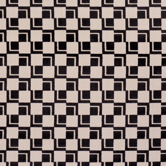 SAMPLE - Schumacher Edison Velvet Fabric In Noir For Sale