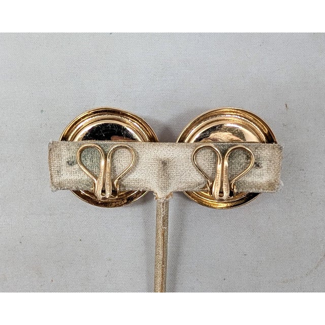 Vintage Signed Napier Round Goldtone Red & Pink Beaded Clip Earrings-2 Pieces For Sale In Philadelphia - Image 6 of 7
