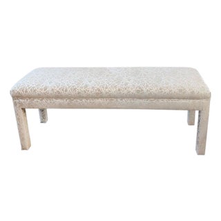 Mid-Century Modern Parsons Bench in Abstract Champagne Upholstery For Sale