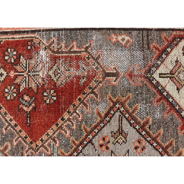 Beautiful Antique Persian Bakhitari Rug in Diamond Patten in Gray & Multi Colors 4'1 X 7 For Sale - Image 4 of 13